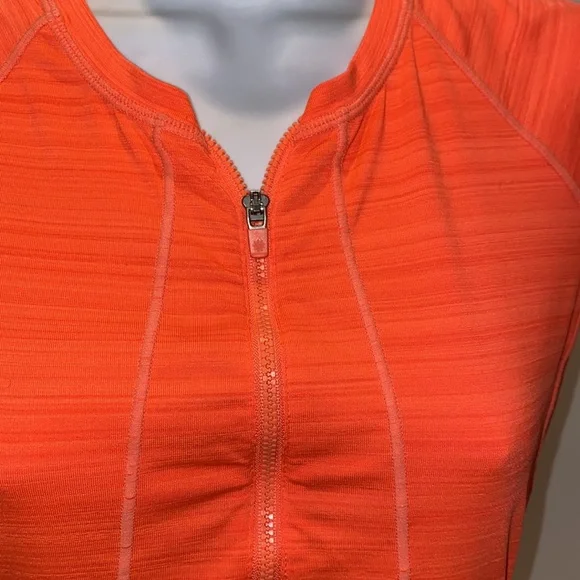 Women’s Athleta sleeveless bright neon orange workout shirt , size XS - Picture 5 of 10